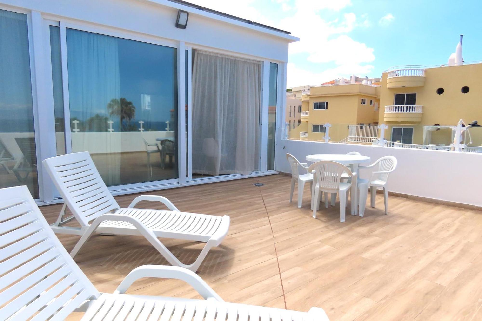Suncanarias Apartamentos Cristal Playa La Arena Puerto de Santiago  Ngoại thất bức ảnh