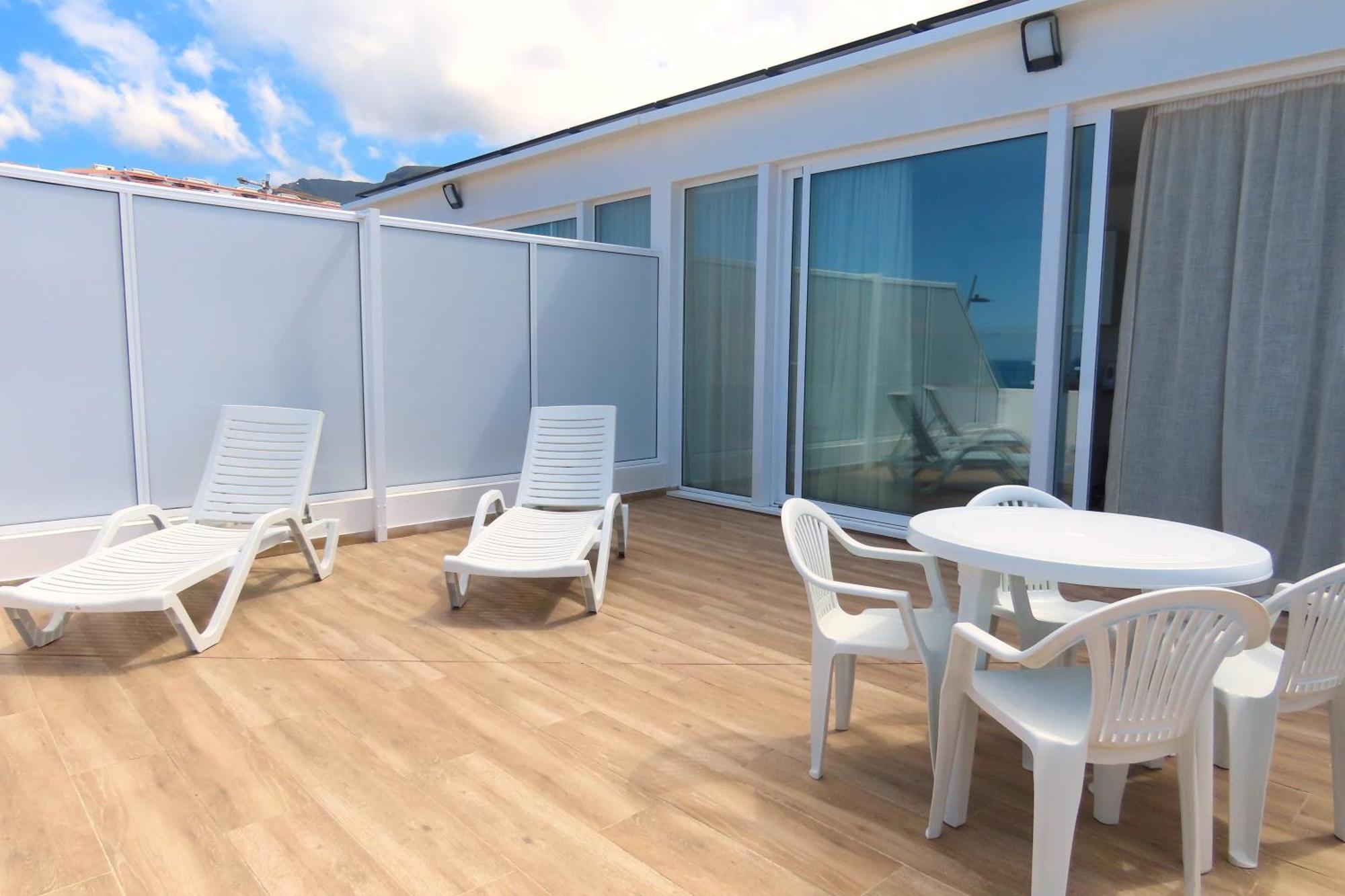 Suncanarias Apartamentos Cristal Playa La Arena Puerto de Santiago  Ngoại thất bức ảnh
